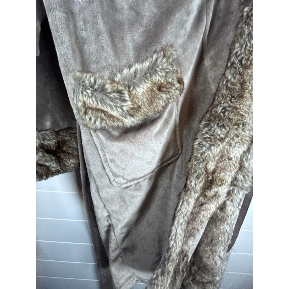 Pottery‎ Barn Hooded Faux Fur Trim Plush Robe Spa Bath Lounge Small - Picture 5 of 12